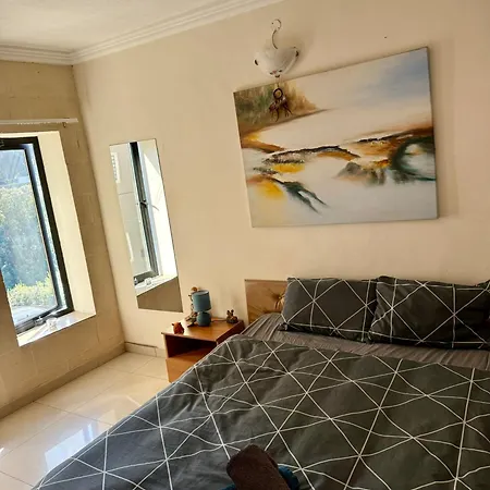 Maltese Spacious Flat Apartment San Ġiljan